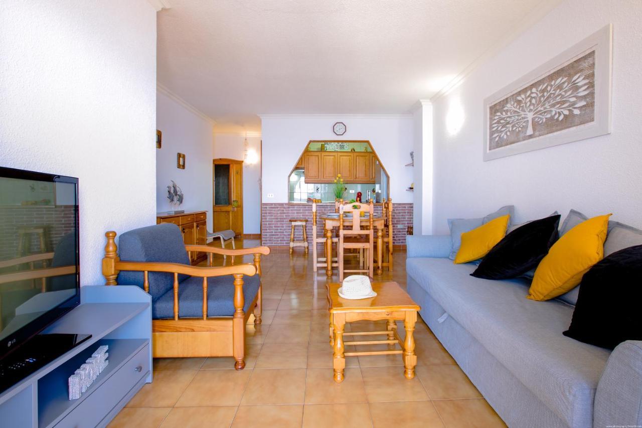 Front Line Ocean View 2Bed Wi-Fi Your Holiday Home プエルト・デ・サンティアゴ エクステリア 写真